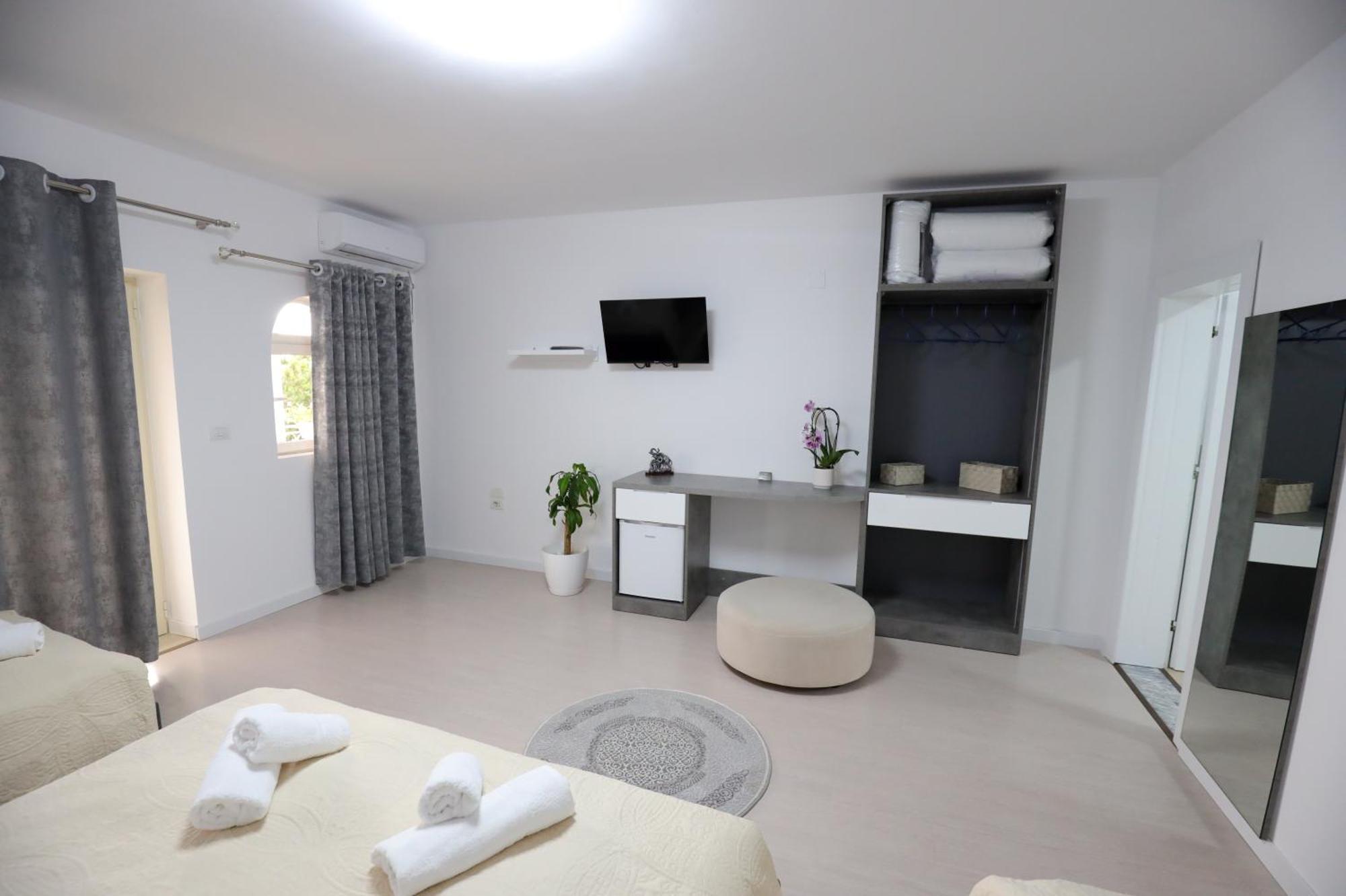 Alesio Guest House Круя Экстерьер фото